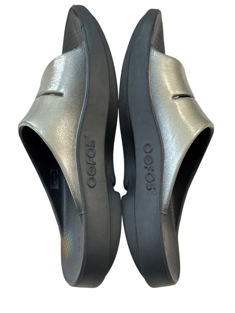 Oofos Ooahh Slide Sandals Women’s Size 8 Metallic Black Comfort Recovery Shoes